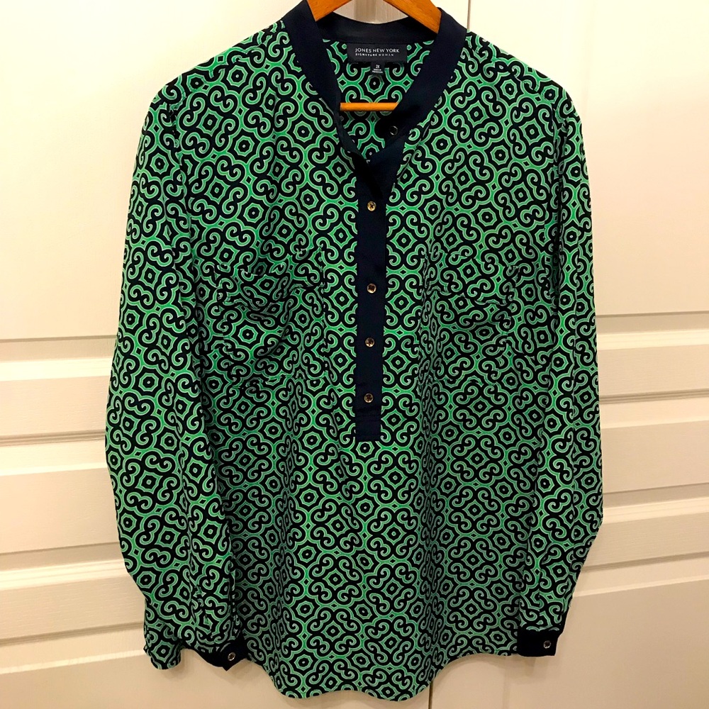 2X Jones New York Green & Navy Print Blouse with Gold Buttons Plus Size
